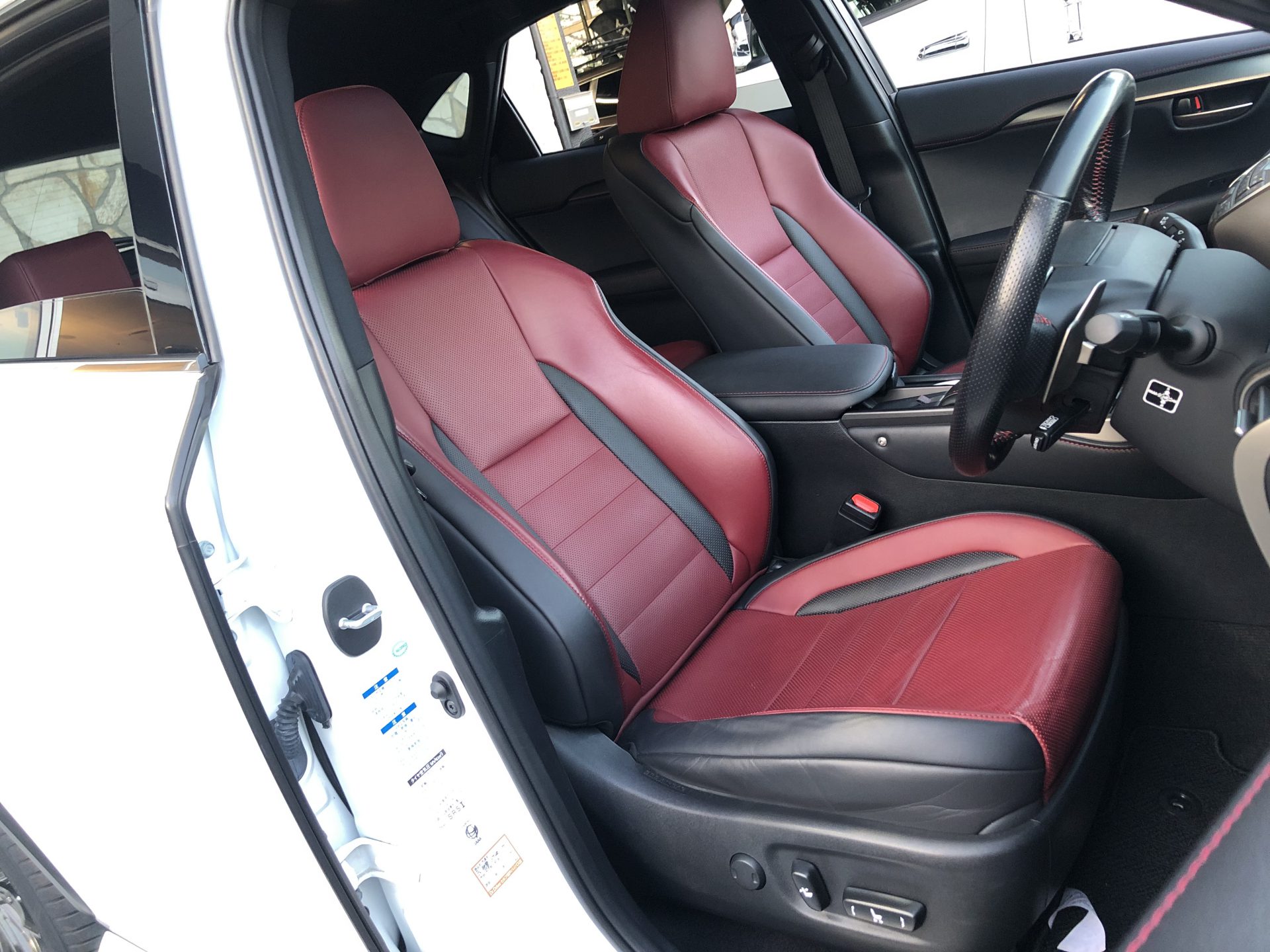 LEXUS NX ２００ｔＦスポーツ