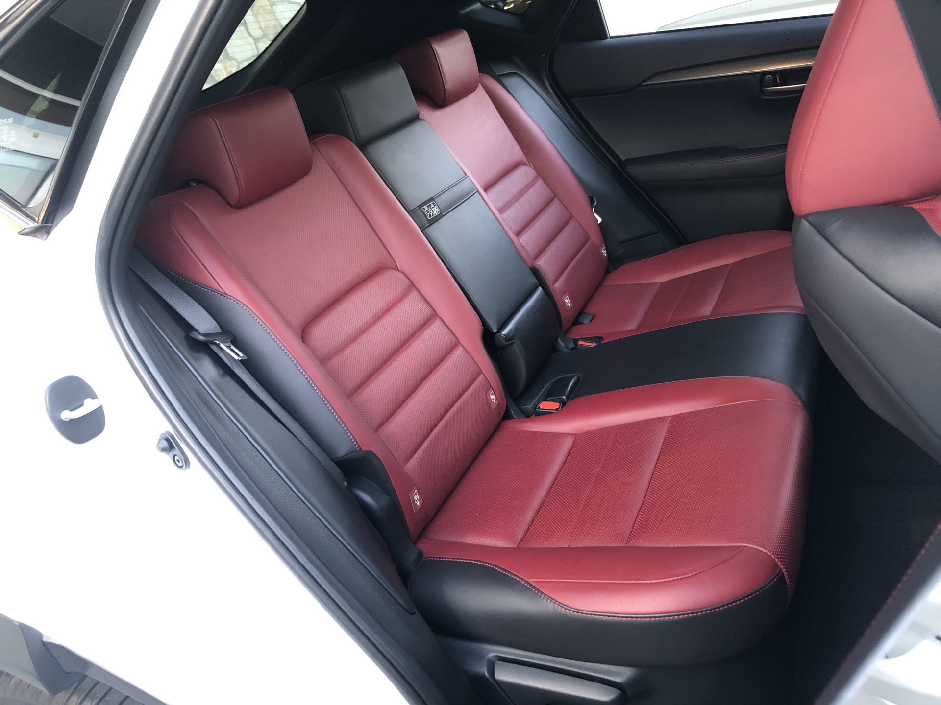 LEXUS NX ２００ｔＦスポーツ