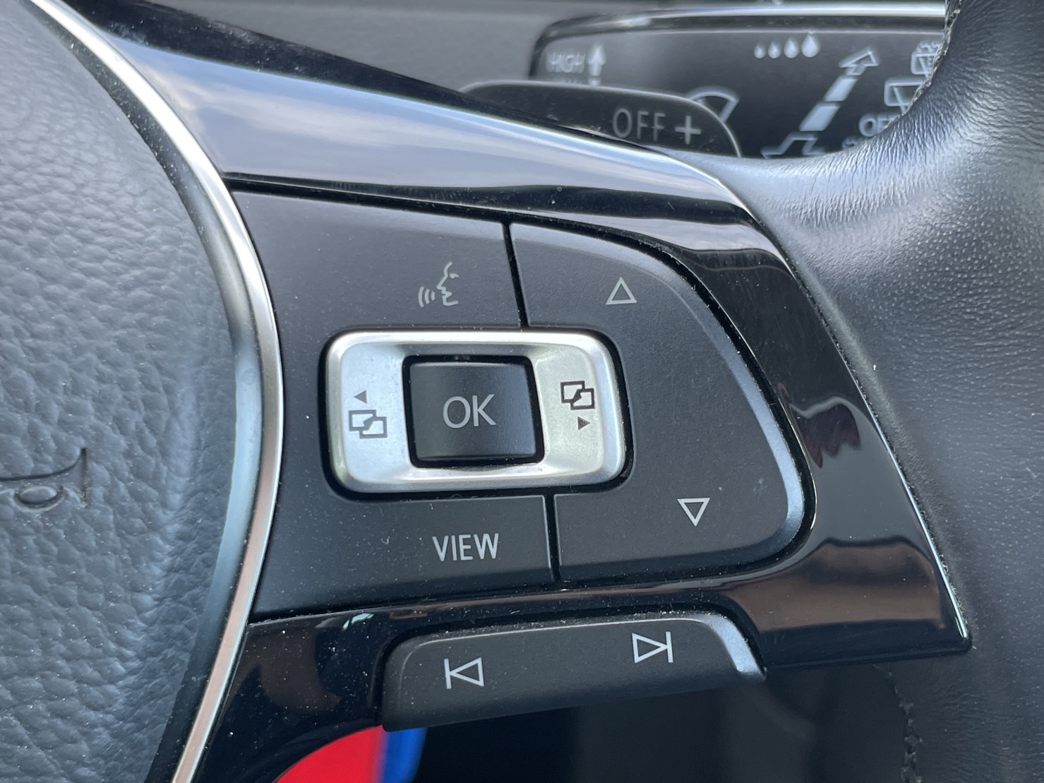 VWゴルフ ヴァリアントTSIハイライン テックED