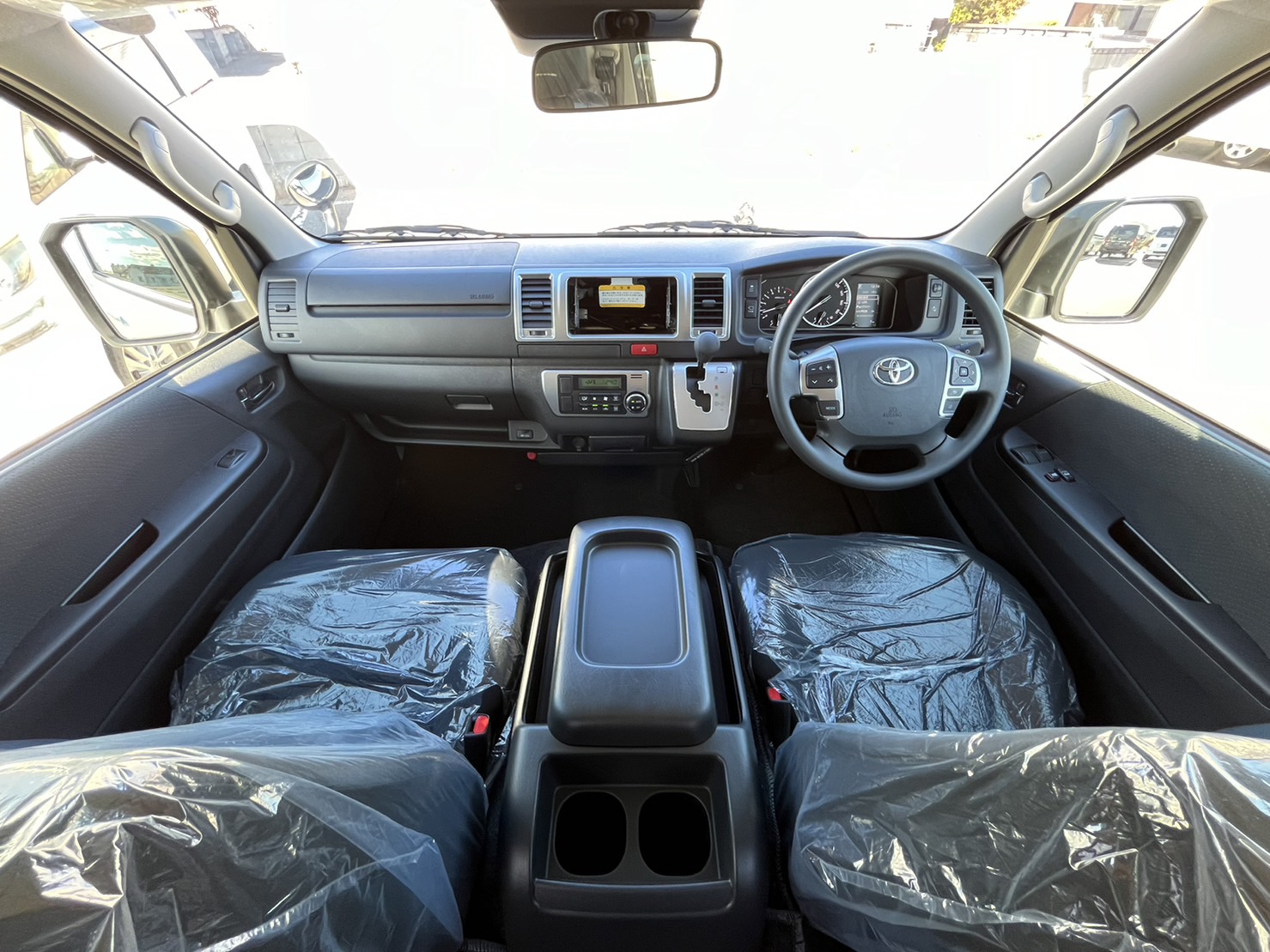 トヨタ ハイエースバン 2.8SuperGL ディーゼルターボ 4WD