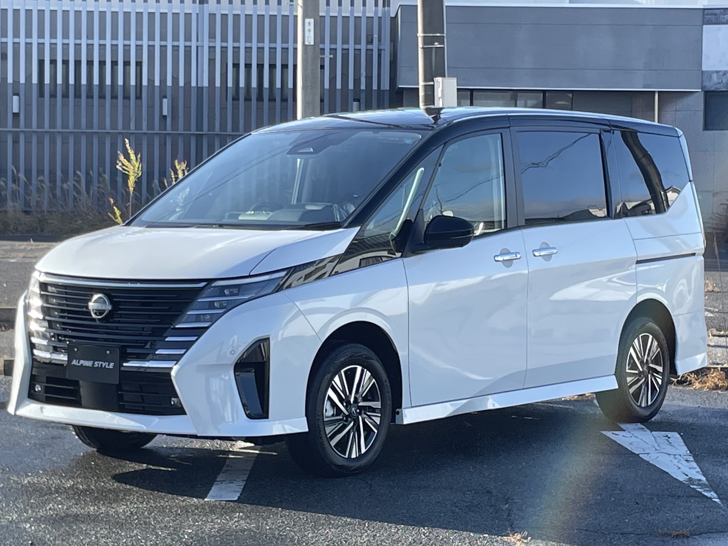 ALPINE 700W NISSAN 日産　SERENA ALPINE 700W NISSAN 日産SERENA