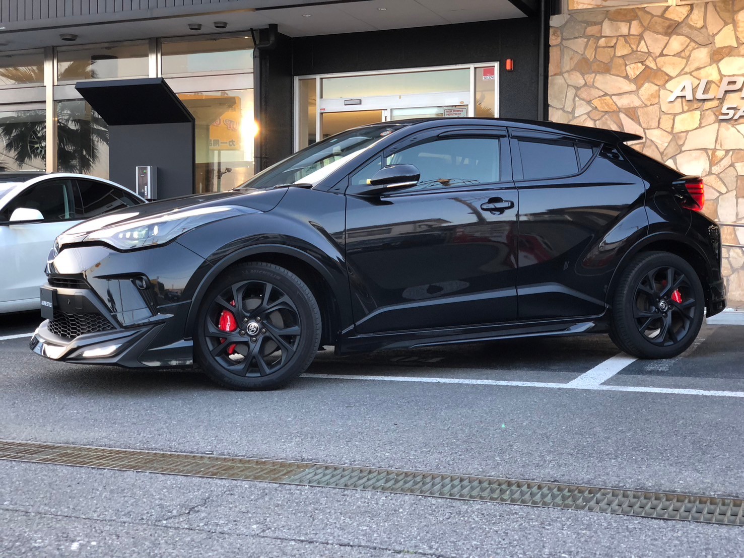 TOYOTA C-HR