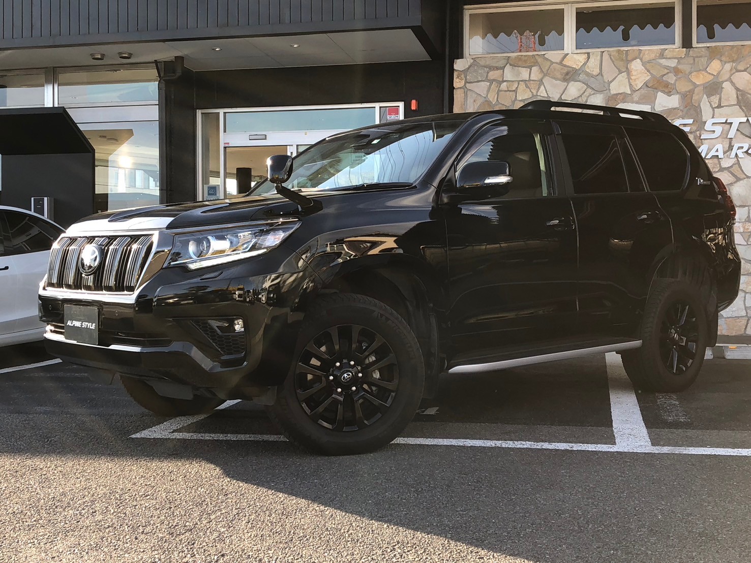 TOYOTA LANDCRUISER PRADO