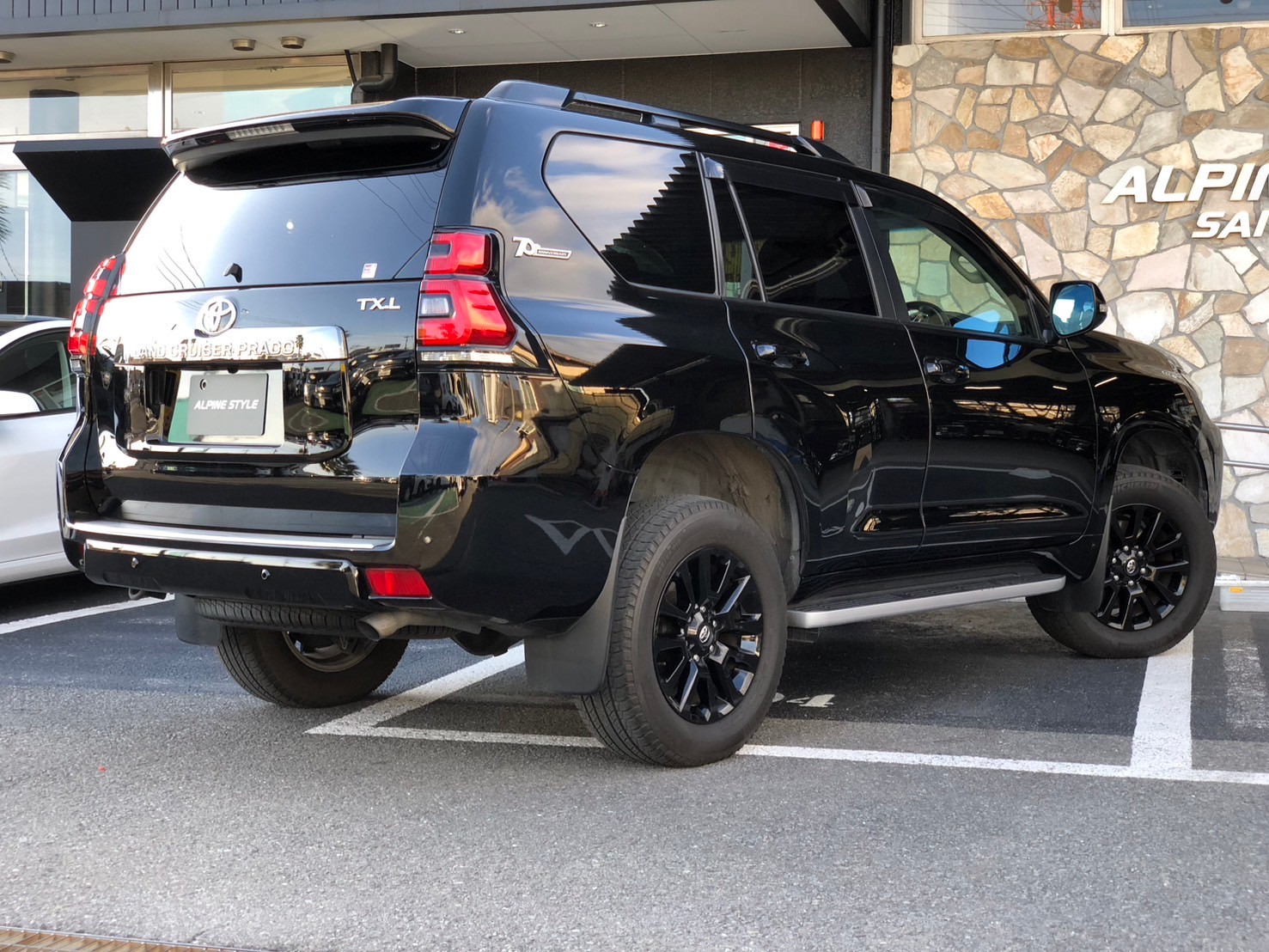 TOYOTA LANDCRUISER PRADO