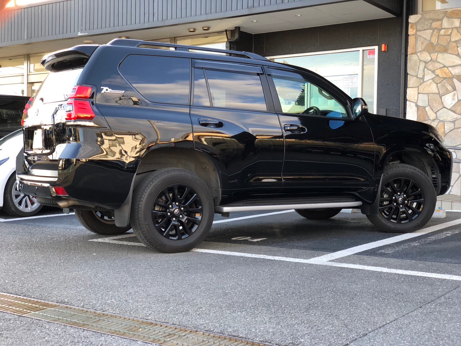 TOYOTA LANDCRUISER PRADO