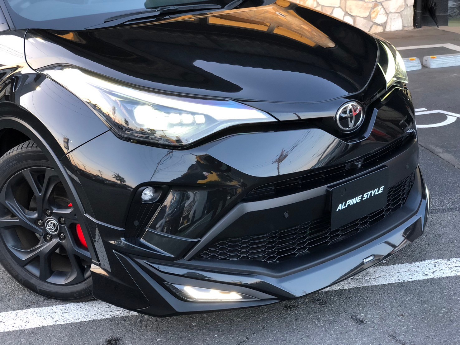 TOYOTA C-HR